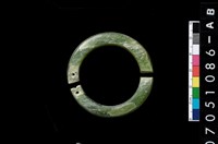 藏品(環狀玦形耳飾)的圖片