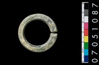 藏品(環狀玦形耳飾)的圖片