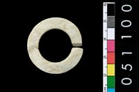 藏品(環狀玦形耳飾)的圖片