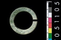 藏品(環狀玦形耳飾)的圖片