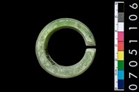 藏品(環狀玦形耳飾)的圖片