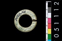 藏品(環狀玦形耳飾)的圖片