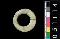 藏品(環狀玦形耳飾)的圖片