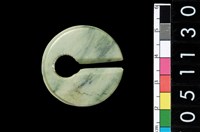 藏品(圓核型玦形耳飾)的圖片