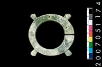 藏品(帶四突起玦形耳飾)的圖片