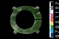 藏品(帶四突起玦形耳飾)的圖片