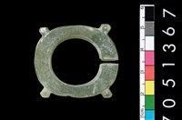 藏品(帶四突起玦形耳飾)的圖片