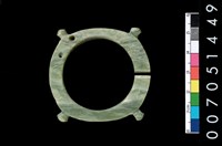 藏品(帶四突起玦形耳飾)的圖片