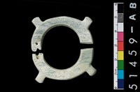 藏品(帶四突起玦形耳飾)的圖片