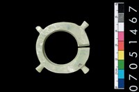 藏品(帶四突起玦形耳飾)的圖片