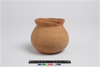 藏品(侈口歛唇圓腹凹底無把罐)的圖片