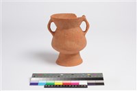 藏品(侈口斂唇折腹圓底雙豎把圈足罐)的圖片