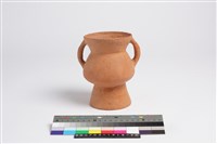 藏品(侈口斂唇折腹圓底雙豎把圈足罐)的圖片