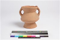 藏品(侈口斂唇折腹平底雙豎把圈足罐)的圖片