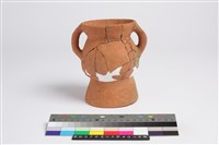 藏品(侈口斂唇圓腹平底雙豎把圈足罐)的圖片