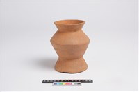 藏品(侈口平唇折肩平底圈足罐)的圖片