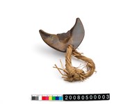 藏品(半月形割禾器)的圖片