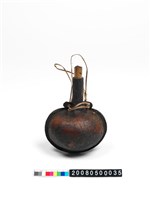 藏品(牛皮火藥筒)的圖片