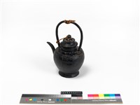 藏品(木製酒壺)的圖片