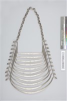 藏品(鍍銀胸飾)的圖片