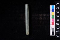 藏品(兩端帶穿玉棒)的圖片