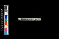 藏品(帶四突起環狀玦形耳飾)的圖片