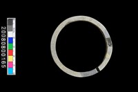 藏品(石環製作材料-帶搓磨痕石環粗胚)的圖片