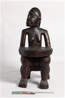 藏品(木雕椅)的圖片