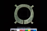 藏品(玦形耳飾)的圖片