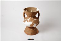 藏品(雙豎把圈足罐)的圖片