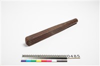 藏品(樹皮布打棒)的圖片