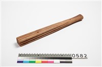 藏品(樹皮布打棒)的圖片