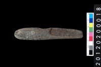 藏品(有槽石捧)的圖片