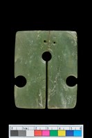 藏品(卑南文化方形玉玦)的圖片