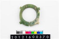 藏品(帶四突起玦形耳飾)的圖片