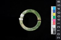 藏品(環狀玦形耳飾)的圖片