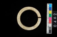 藏品(環狀玦形耳飾)的圖片