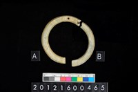 藏品(環狀玦形耳飾)的圖片