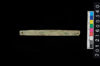 藏品(兩端帶穿玉棒)的圖片