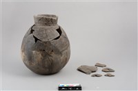 藏品(直口垂腹平底瓶(含蓋))的圖片