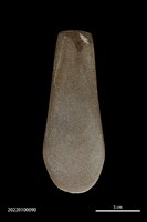 藏品(巴圖形石斧)的圖片