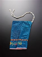 藏品(藍地彩繡花卉紋蹺套(左))的圖片