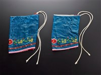 藏品(藍地彩繡花卉紋蹺套)的圖片