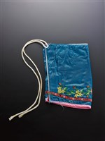 藏品(藍地彩繡花卉紋蹺套(左))的圖片