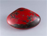 藏品(朱漆雙龍彩繪紋蛤貝形漆盒)的圖片