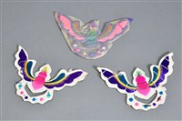 藏品(彩繡蝶紋掛飾半成品)的圖片