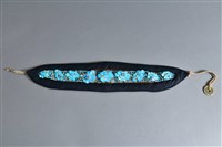 藏品(黑地點翠牡丹紋眉勒)的圖片