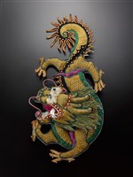 藏品(宜蘭總蘭社銀蔥地雙龍拜塔紋彩牌旗插件(龍))的圖片