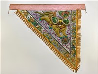 藏品(宜蘭總蘭社銀蔥地獅紋三角旗(左))的圖片