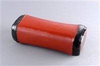 藏品(朱漆皮枕)的圖片